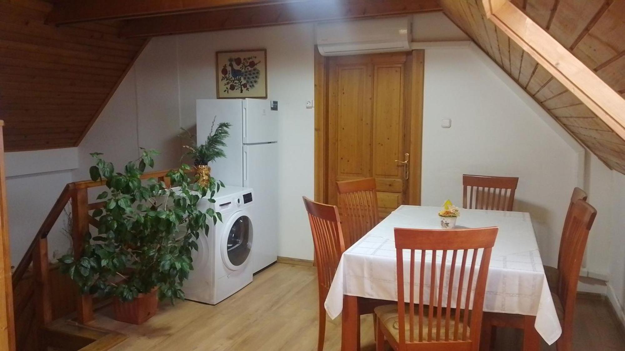 Hajdúszoboszló Erzsebet Vendeghaz Es Apartman מראה חיצוני תמונה