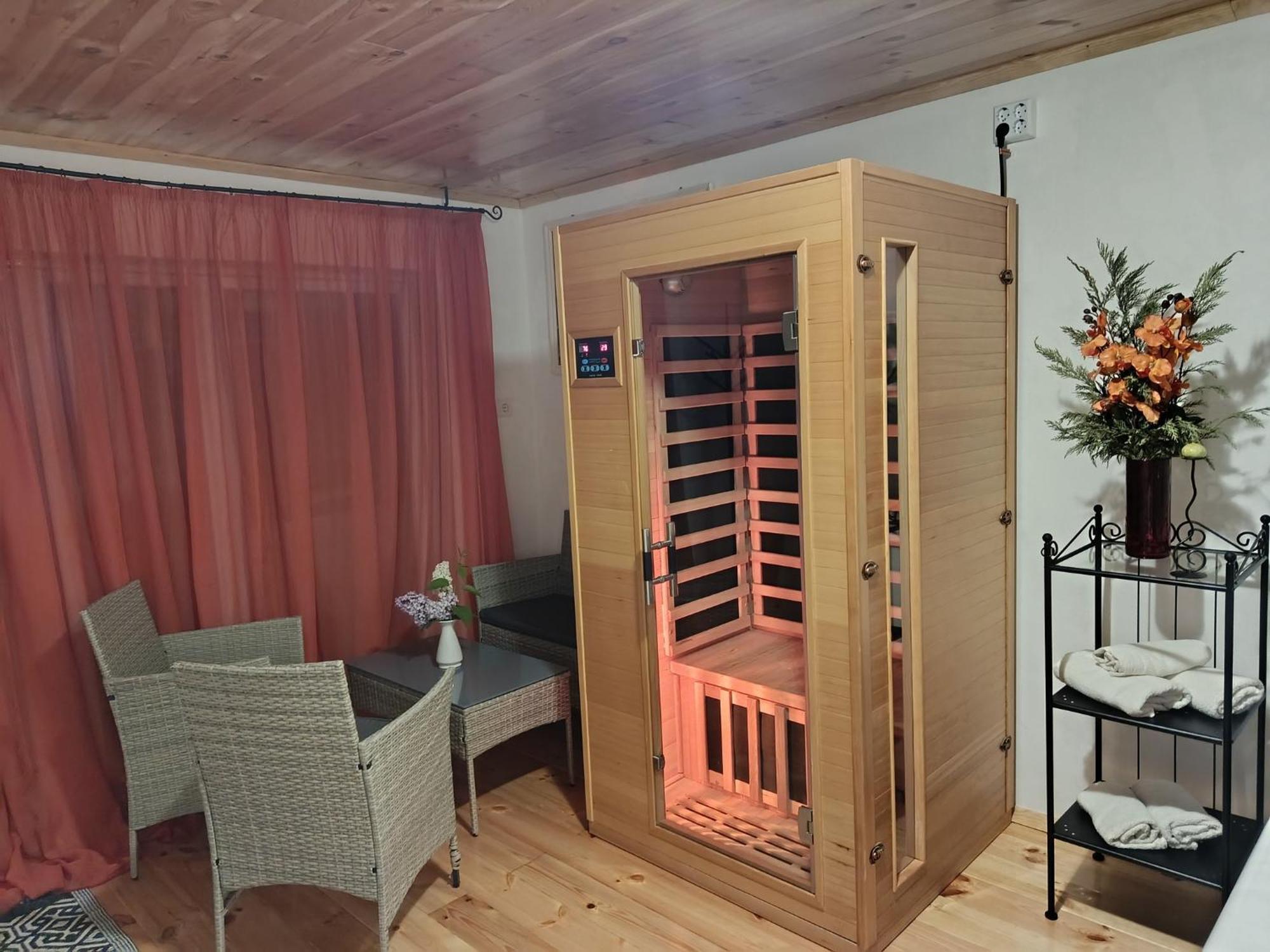 Hajdúszoboszló Erzsebet Vendeghaz Es Apartman מראה חיצוני תמונה